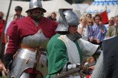 Combat lors d'une mêlée.