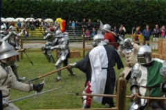 Combat de masse - Mêlée lors d'une joute à pieds