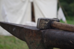 Anvil and hammer, essential tools for the forge