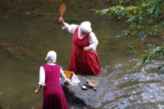 The washerwomen at work