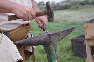 Making arrowheads